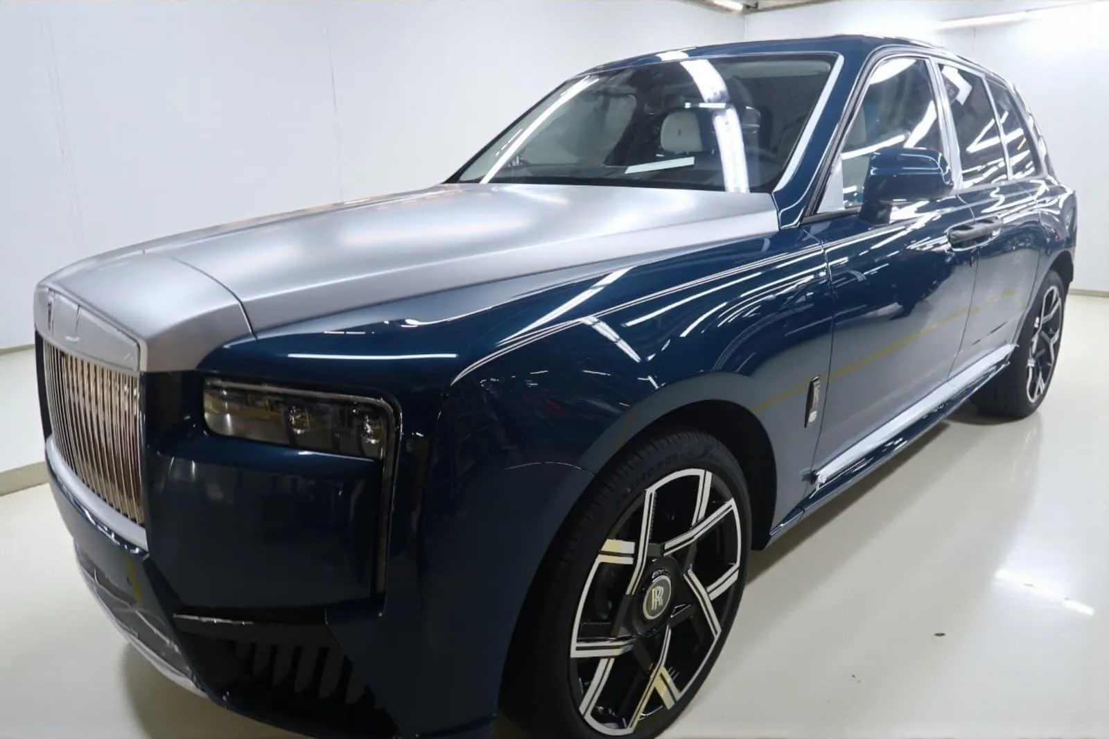 2026 Rolls Royce Cullian Black Badge 6.75L AWD Gas AT