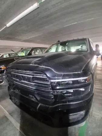 Laramie Night Edition 4x4 6.7 Diesel Automatic