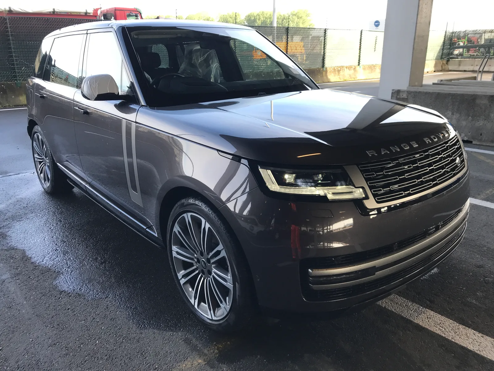 RHD Land Rover Range Rover