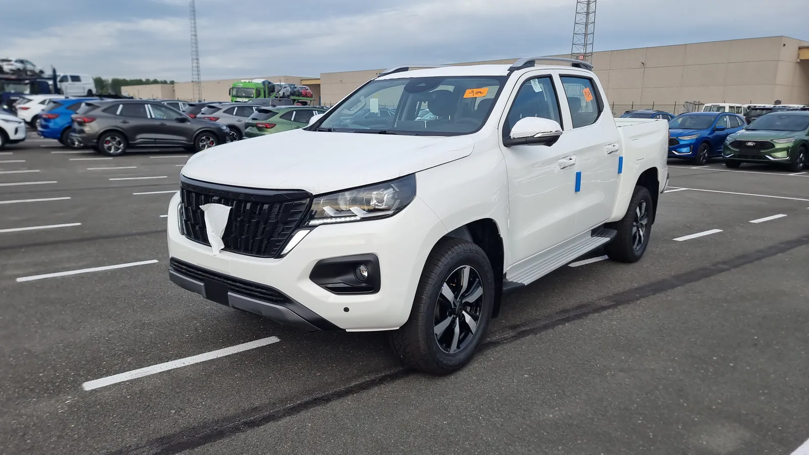 N2 Top Spec 4x4 2.2 automatic