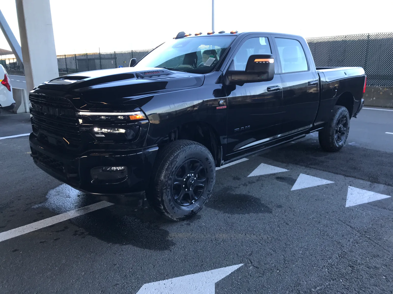 Ram 3500 2025 Laramie Night Edition